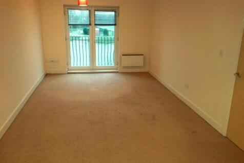 26 Moorside, lounge.jpg
