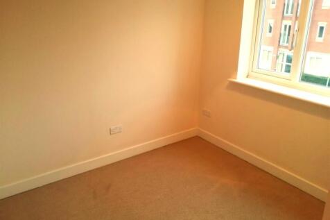 26 Moorside, bedroom2.jpg
