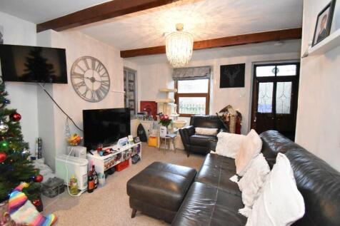 Lounge/Kitchen