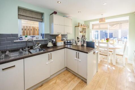Kitchen/Dining