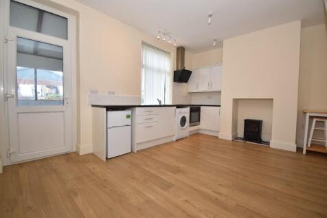 Lounge/Kitchen