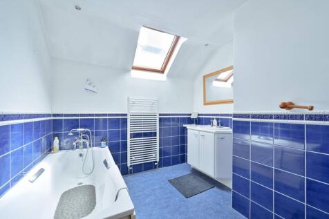 Property Image 32