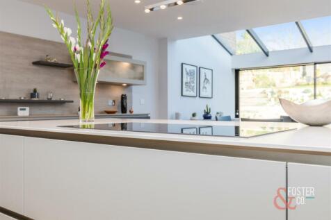 Meadow Close 3-2.JPG