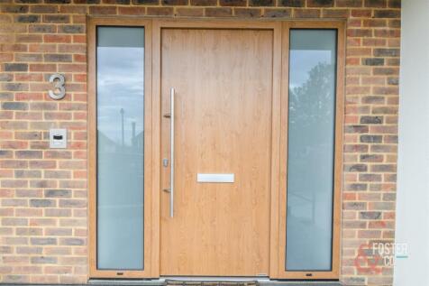 Meadow Close 3-40.JPG