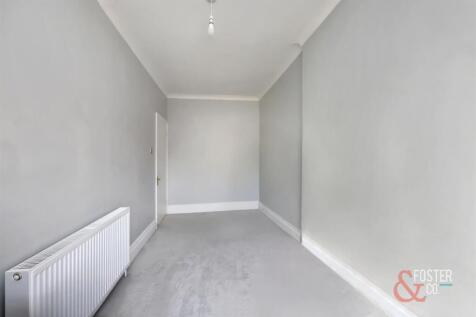 Brunswick Place, 67 Flat 5_003(1).jpg