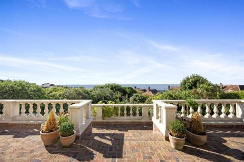 Roedean Crescent, 4-012.jpg
