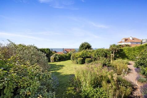 Roedean Crescent, 4-014.jpg