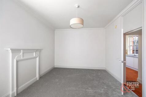 Grand Avenue 8 Flat 9-004.jpg