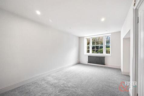 Grand Avenue 8 Flat 9-010.jpg