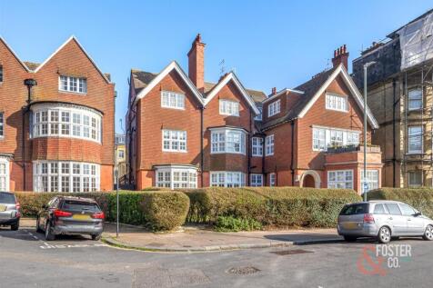 Grand Avenue 8 Flat 9-017.jpg