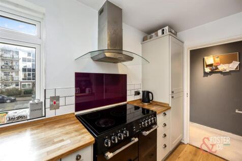 Wilbury Avenue, Aynsley Court, 9-005.jpg