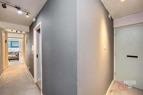 Wilbury Avenue, Aynsley Court, 9-001.jpg