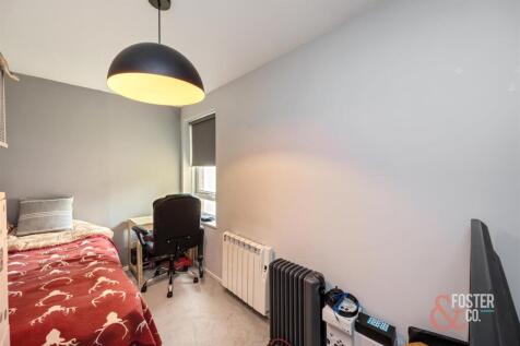 Wilbury Avenue, Aynsley Court, 9-003.jpg