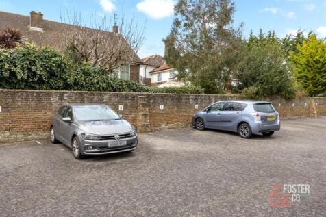 Wilbury Avenue, Aynsley Court, 9-013.jpg