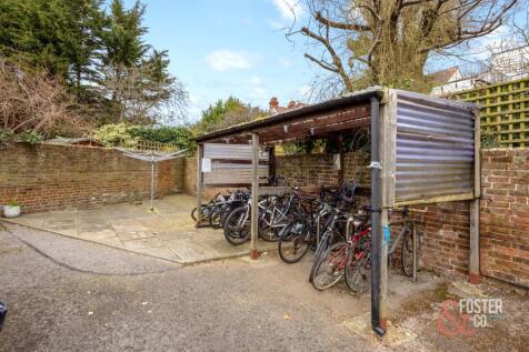 Wilbury Avenue, Aynsley Court, 9-014.jpg
