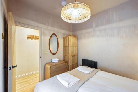 Ground Floor Flat-005.jpg