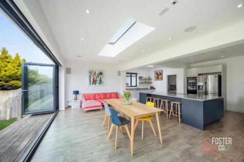 Berriedale Avenue 14-022.jpg