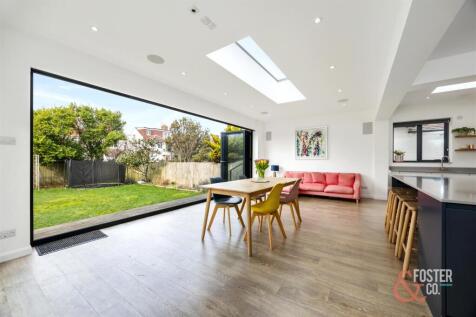 Berriedale Avenue 14-021.jpg