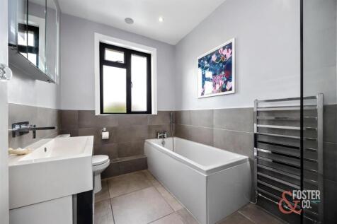 Berriedale Avenue 14-010.jpg