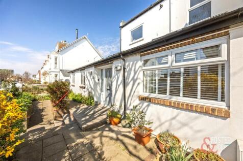 Hove Park Villas, 18a-019.jpg