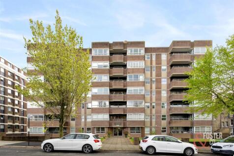 Eaton Gardens, Veric, 42-015-1.jpg