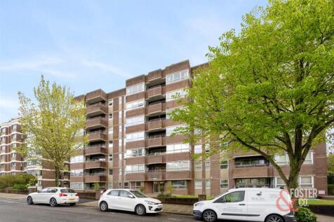 Eaton Gardens, Veric, 42-016-1.jpg