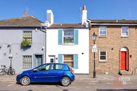 Upper Gardner Street_24-017.jpg