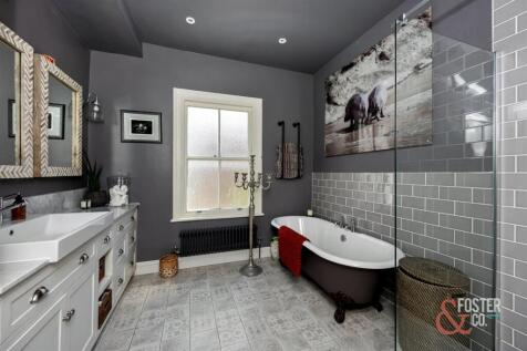 Eaton Road, 32-018.jpg