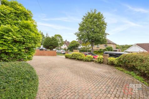 Benfield Way, 24-008.JPG