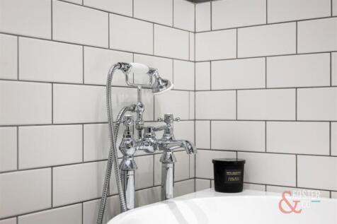 Cromwell Road, 14, Flat 1-011.jpg