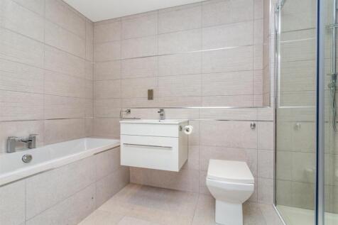 1434 bath.jpg