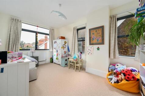 6 WilburyCresent, Hove, BN3 (18).jpg
