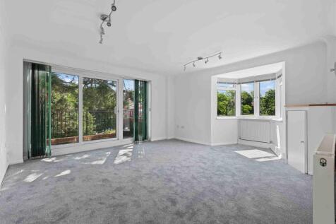 12a Wellingtonia Court Web12Wellingtoniaweb-3.jpg