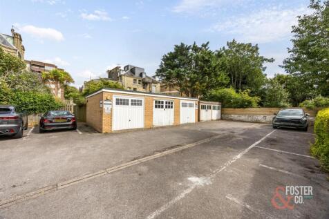 Eaton Garden Mansions,12-012.JPG