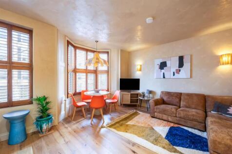 First Floor Flat-008.jpg