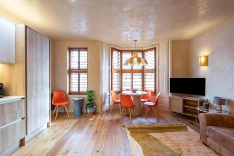 First Floor Flat-007.jpg