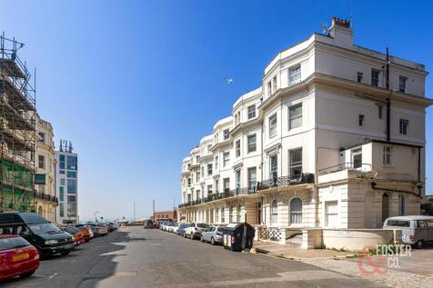 St Aubyns 18, Flat 1-011.jpg