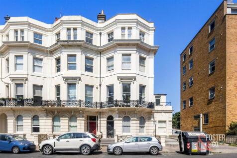St Aubyns 18, Flat 1-012.jpg