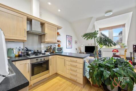 Third Avenue, 6, Flat 8-007.JPG