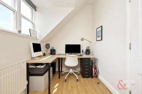 Third Avenue, 6, Flat 8-010.JPG