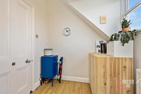Third Avenue, 6, Flat 8-011.JPG