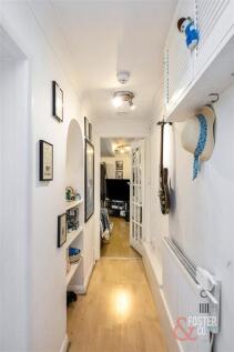 York Road 34, Basement Flat-018.JPG
