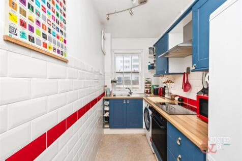 Kings Road, Astra House 33-002.JPG