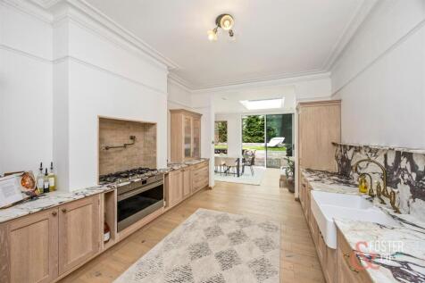 Vallance Road, 21_014.JPG