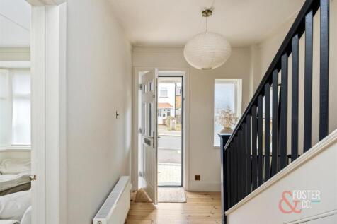 Aldrington Avenue, 6-019.JPG