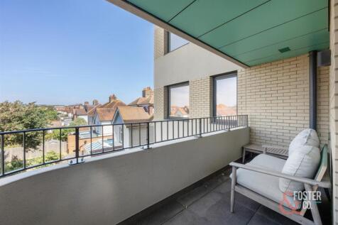 Flat 13-016 13.31.41.jpg