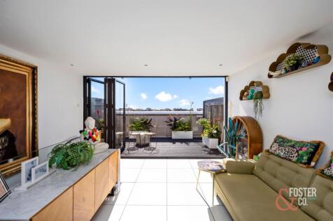 Stoneham Road, 80, Unit 2-001.JPG
