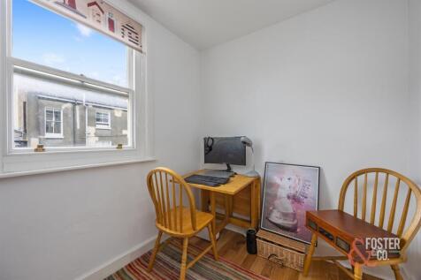 Powis Square, 17, Flat 5-014.jpg