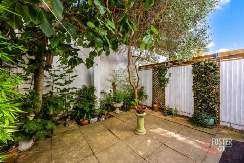 Medina Place, 4_023.JPG