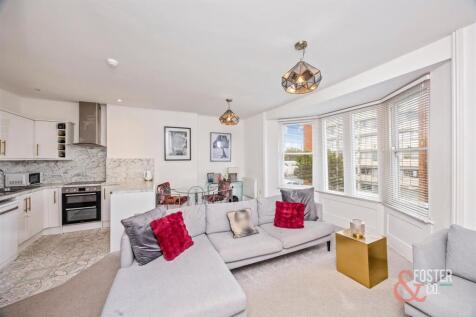 Goldstone Villas 98a, Flat 2_010.JPG